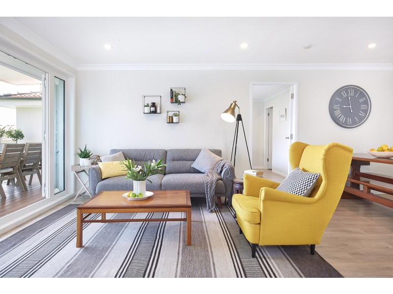 32 Unwins Bridge  Road, St Peters NSW 2044