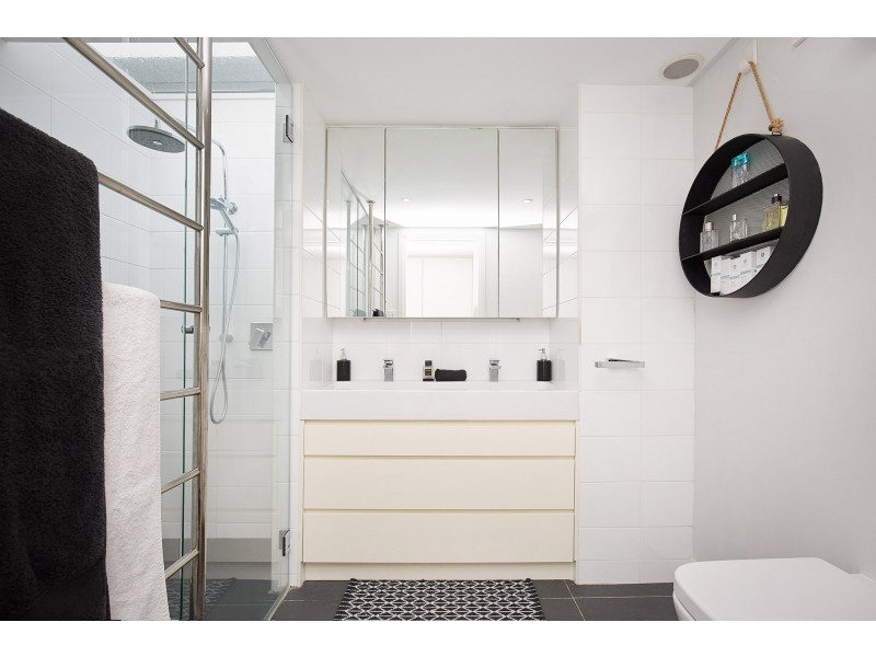 180 Edgeware Road, Newtown NSW 2042