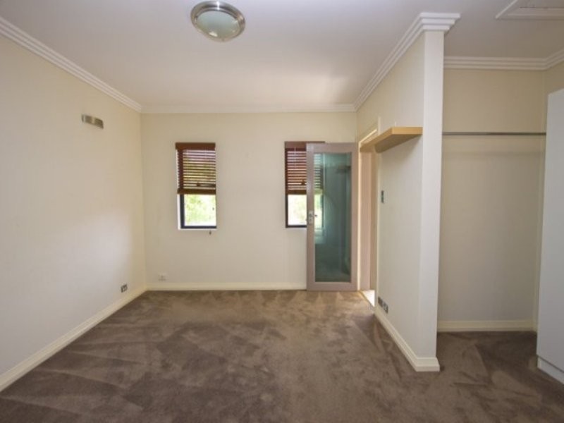 23a Woodlawn Avenue, Earlwood NSW 2206