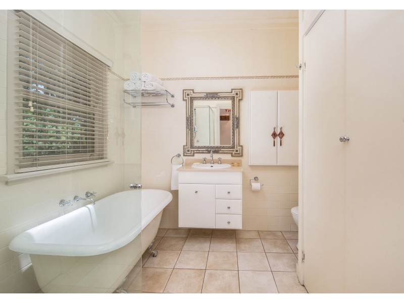 28 Nicholson Street, Tempe NSW 2044