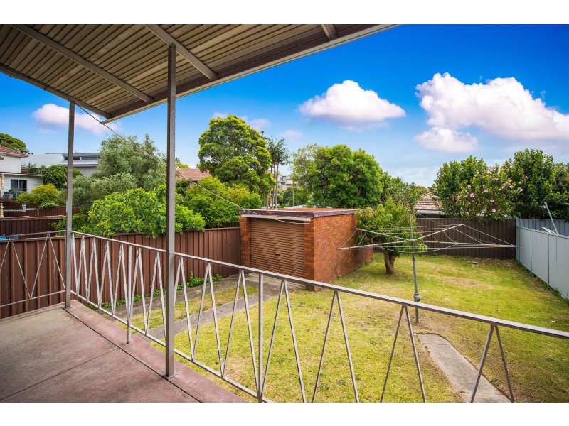 11a Watkin Avenue, Earlwood NSW 2206