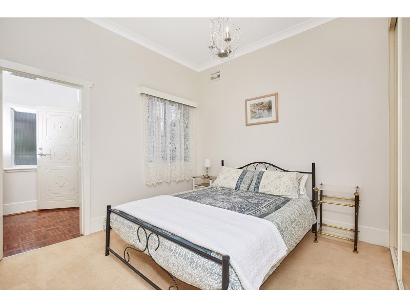 73 Station Street, Tempe NSW 2044