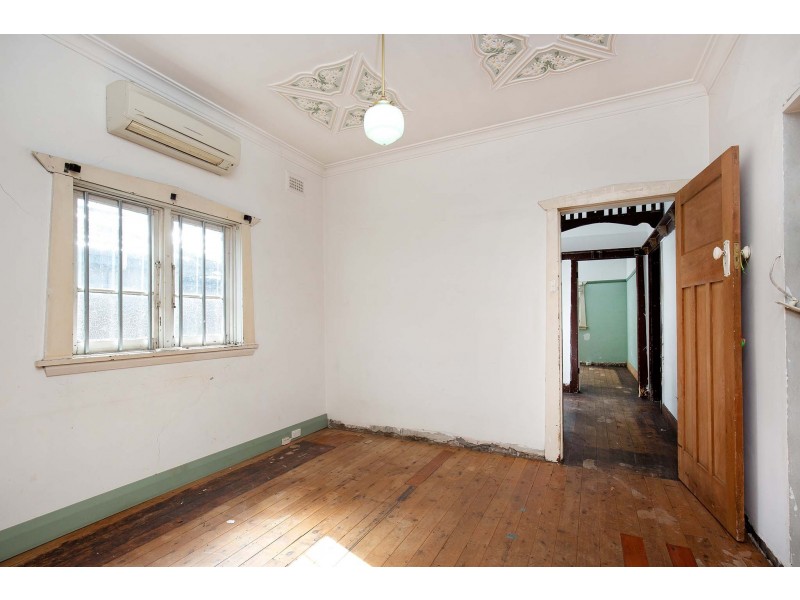 24 Stanley  Street, Tempe NSW 2044