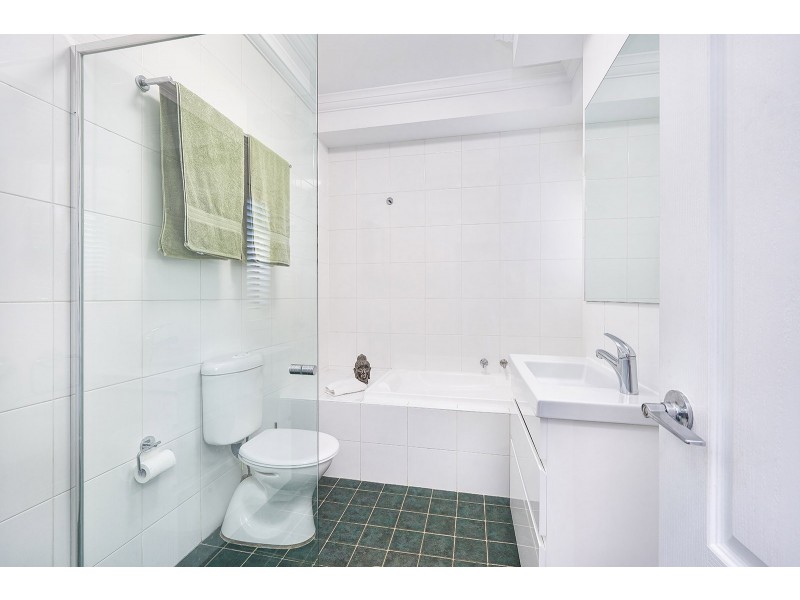 3b Undercliffe Lane, Earlwood NSW 2206