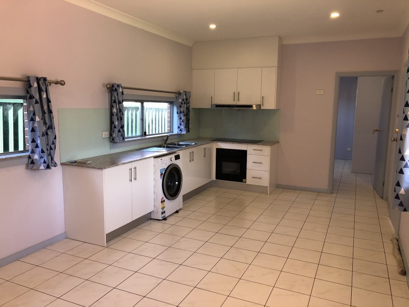 B/64 Park Road, Carlton NSW 2218