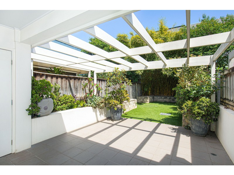 55 Crown  Street, St Peters NSW 2044