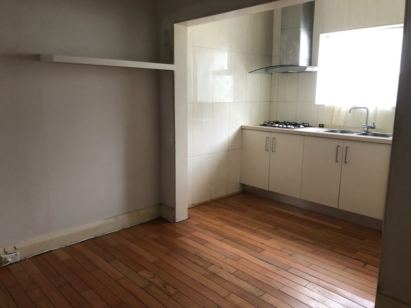 1/18 Shirlow Street, Marrickville NSW 2204
