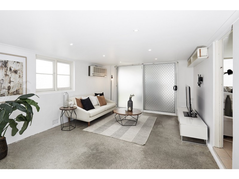 21 Poole Street, Kingsgrove NSW 2208