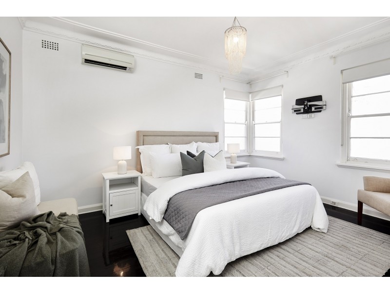21 Poole Street, Kingsgrove NSW 2208
