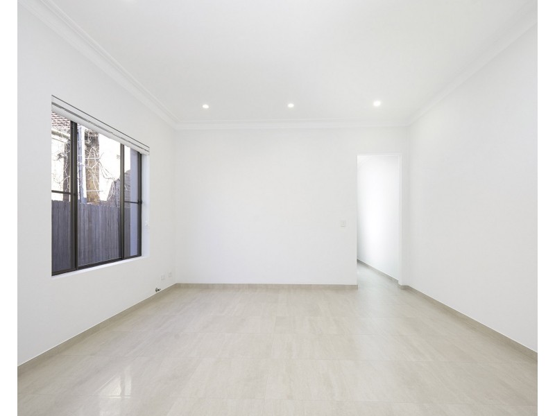 28 Anzac Parade, Kensington NSW 2033