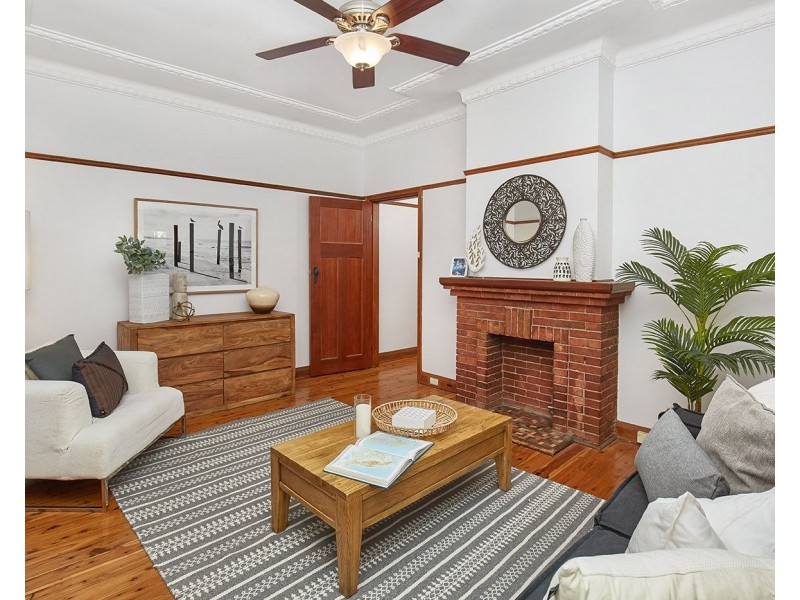 24A Warren Road, Marrickville NSW 2204