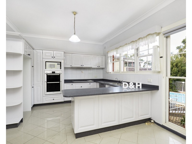 4 Prairievale Road, South Hurstville NSW 2221