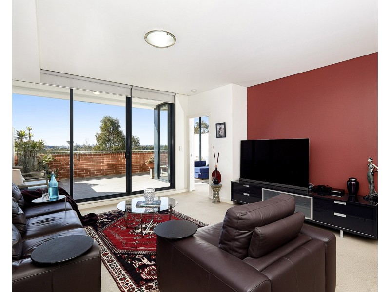 807/2 Brodie Spark Drive, Wolli Creek NSW 2205