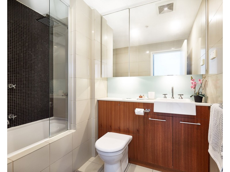 807/2 Brodie Spark Drive, Wolli Creek NSW 2205