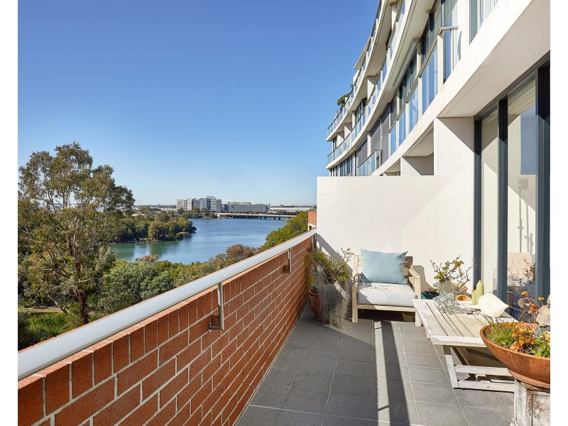807/2 Brodie Spark Drive, Wolli Creek NSW 2205