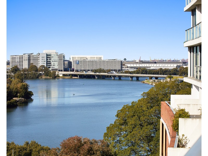 807/2 Brodie Spark Drive, Wolli Creek NSW 2205