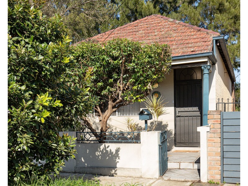 2 Edgar Street, Tempe NSW 2044