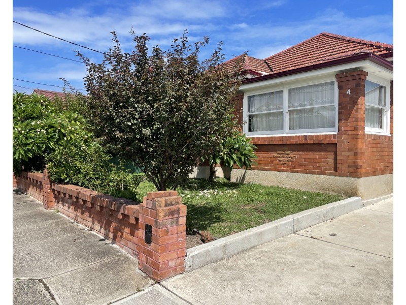 4 Doris Avenue, Earlwood NSW 2206
