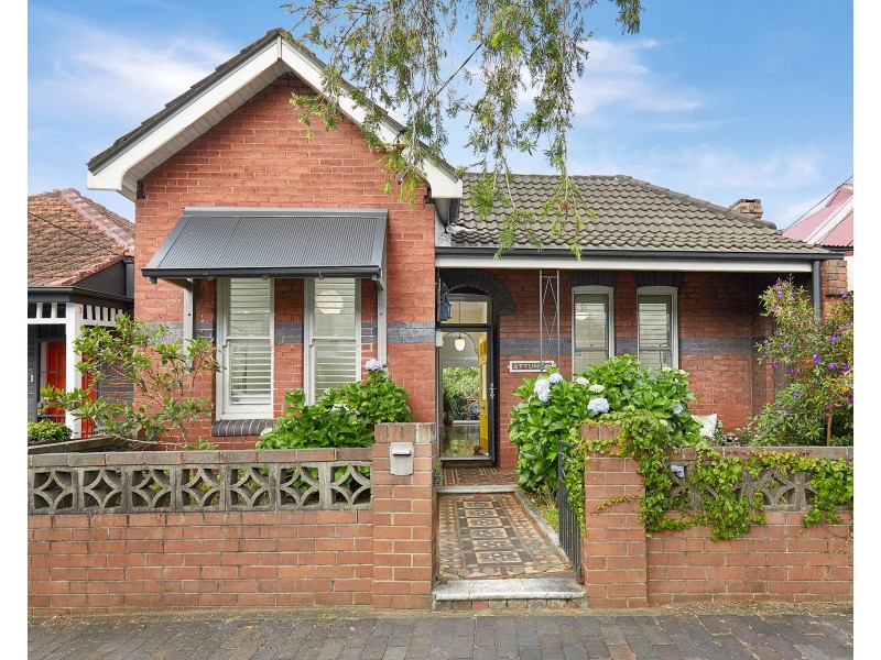 19 Hillcrest Street, Tempe NSW 2044