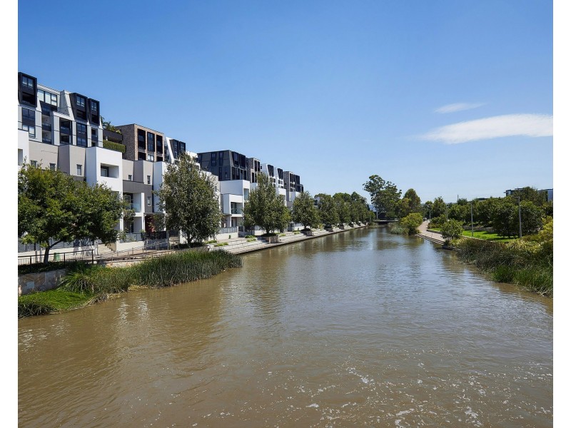 827/1-39 Lord Sheffield Circuit, Penrith NSW 2750