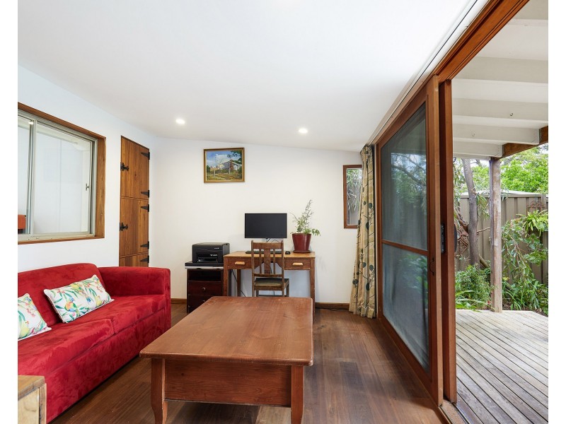 12 Edith Street, St Peters NSW 2044