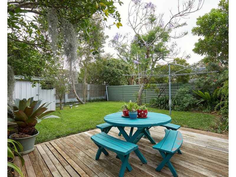 12 Edith Street, St Peters NSW 2044