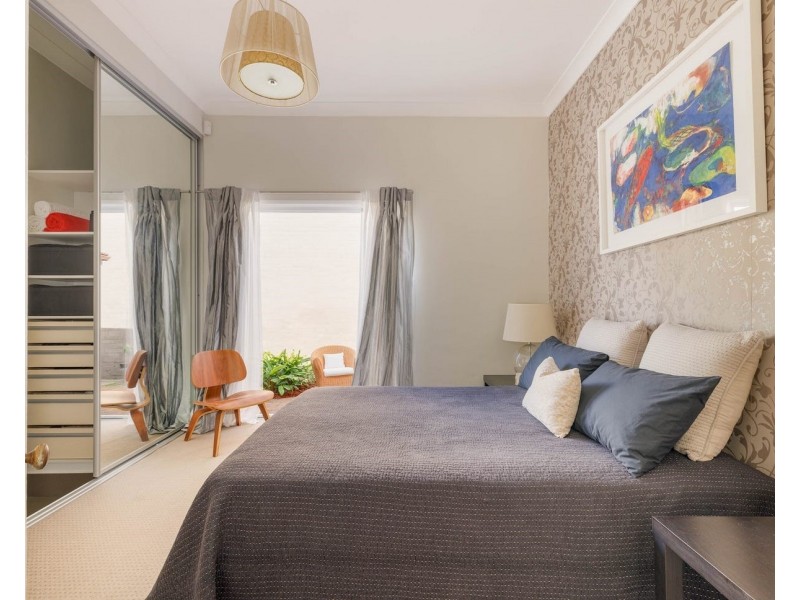 5 Frederick Street, St Peters NSW 2044