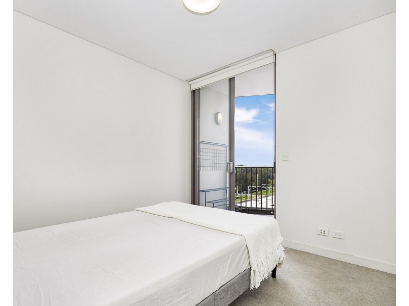 402/2 Discovery Point Place, Wolli Creek NSW 2205