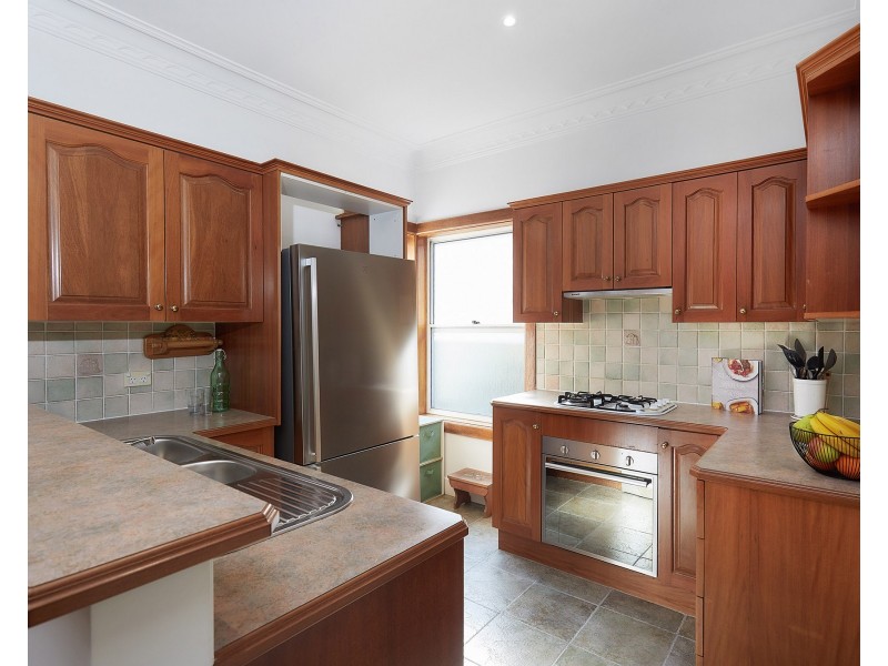 70 Rosebank Avenue, Kingsgrove NSW 2208