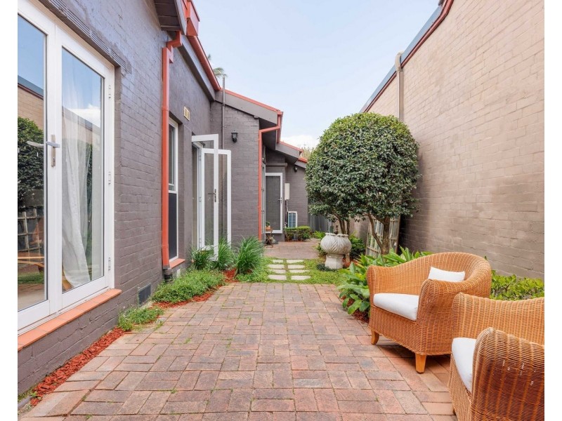 5 Frederick Street, St Peters NSW 2044