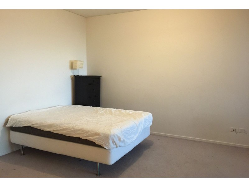 2402.1/3 Carlton Street, Chippendale NSW 2008