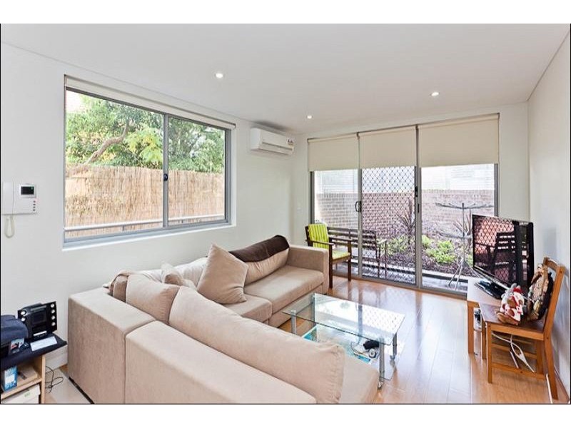 1/33 Hampden Road, Artarmon NSW 2064