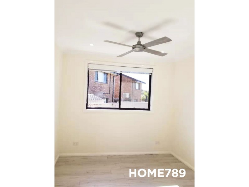 11a Fraser Street, Macquarie Fields NSW 2564