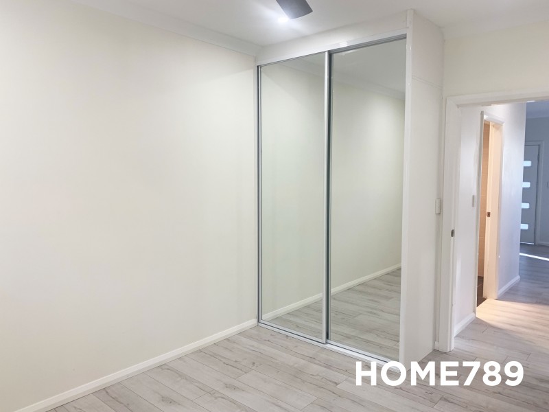11 Fraser Street, Macquarie Fields NSW 2564