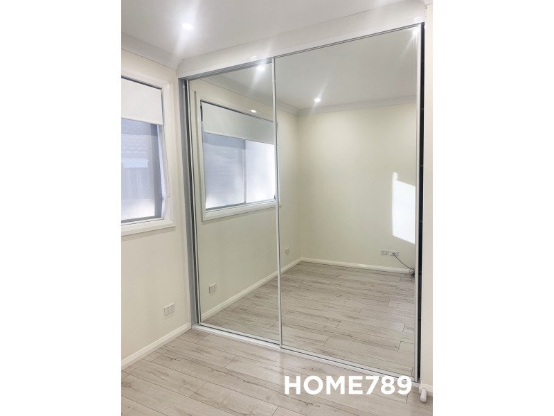 11 Fraser Street, Macquarie Fields NSW 2564