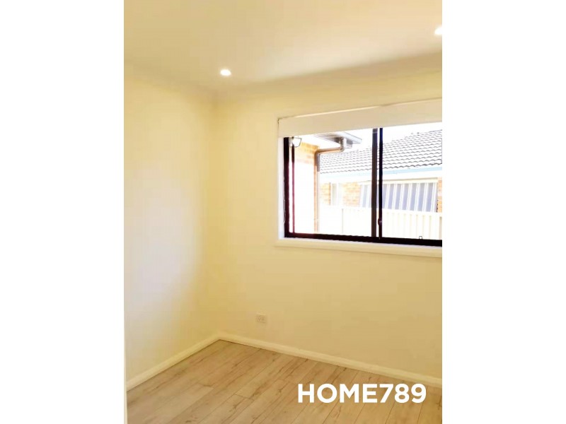 11 Fraser Street, Macquarie Fields NSW 2564