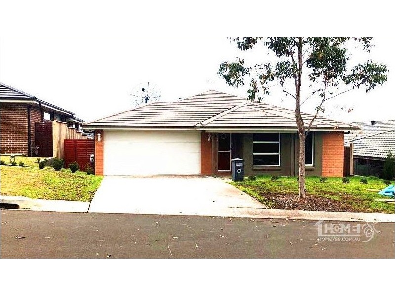 7 Galileo Street, Campbelltown NSW 2560