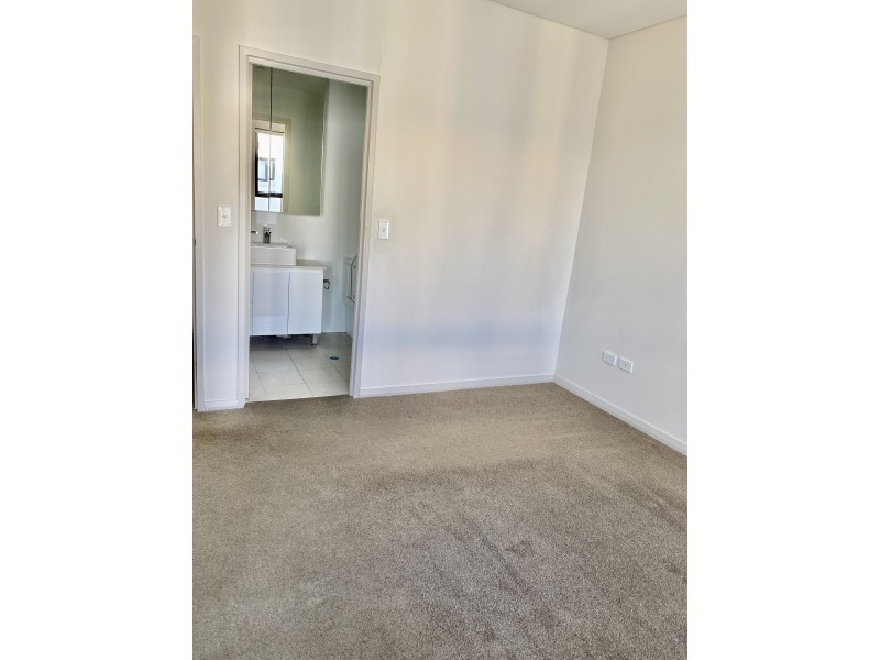 417/10 Hezlett Road, Kellyville NSW 2155