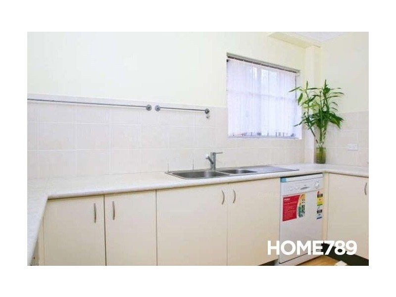 8/10 Edensor Street, Epping NSW 2121
