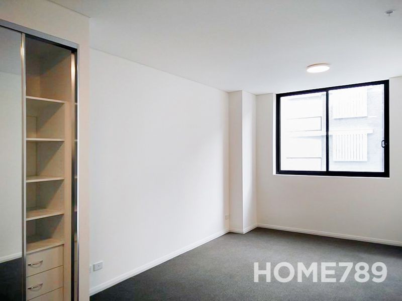 725/2E Charles Street, Canterbury NSW 2193