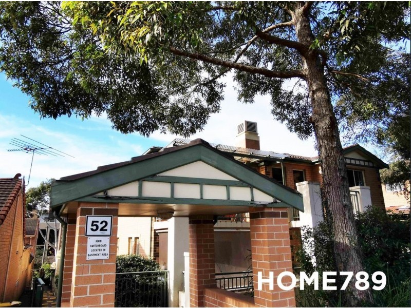 2/52 West  Street, Hurstville NSW 2220