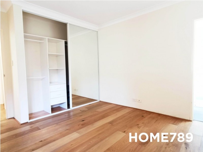 2/52 West  Street, Hurstville NSW 2220
