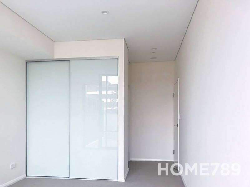 D211/10 Village Place, Kirrawee NSW 2232