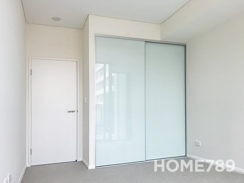 D211/10 Village Place, Kirrawee NSW 2232