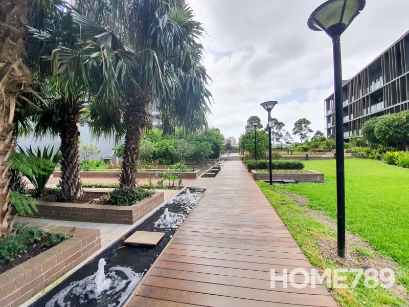 868/2 Cooper Place, Zetland NSW 2017