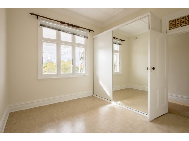 18 Hillcrest Street, Tempe NSW 2044