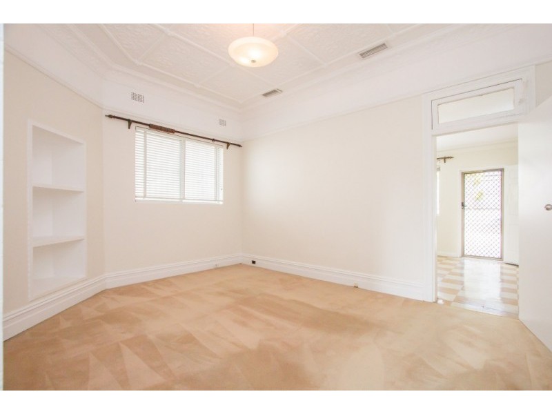 18 Hillcrest Street, Tempe NSW 2044