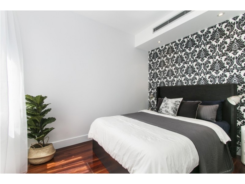 81 Park Road, Sydenham NSW 2044