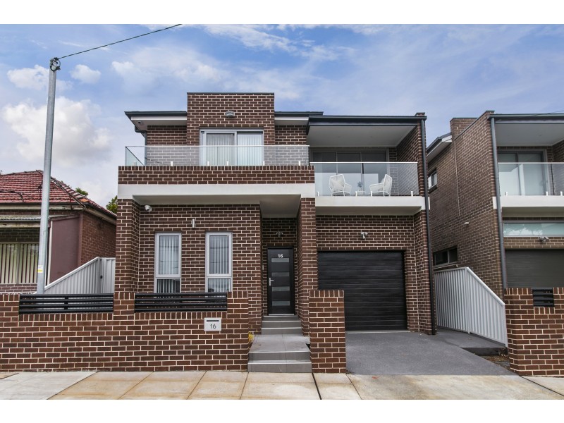 16 Quarry Street, Tempe NSW 2044