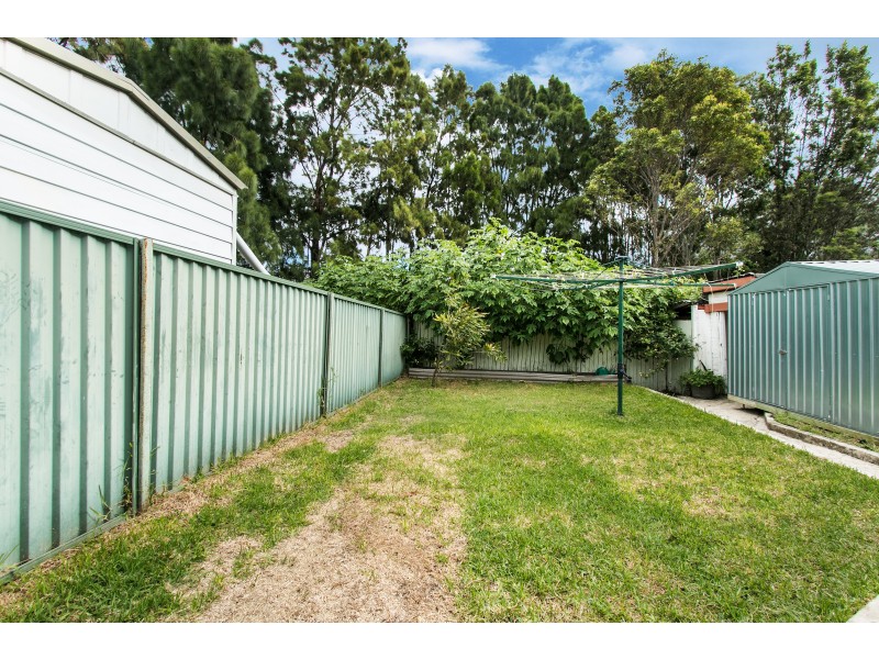8 Edgar Street, Tempe NSW 2044